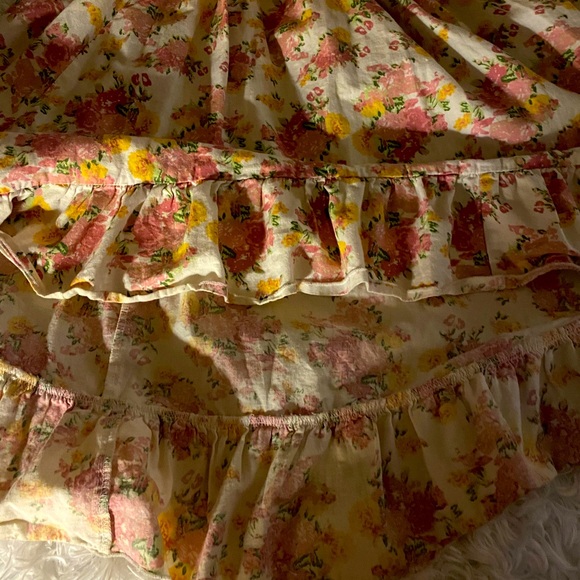 This is a awesome dress - Picture 5 of 5